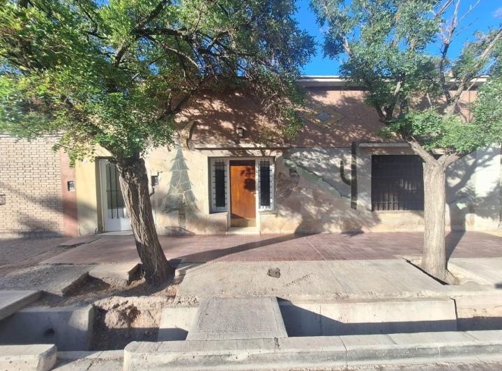 CASA EN VENTA (VILLA NUEVA) 2