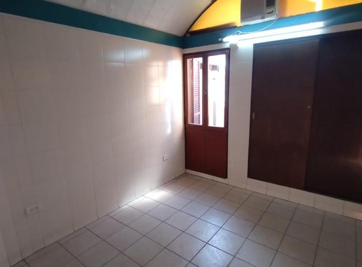 CASA EN VENTA (BARRIO TRAPICHE - GODOY CRUZ) 5