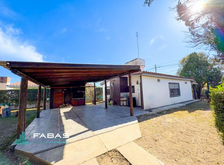 VENDO CASA PLAYA DE ORO CARLOS PAZ  1