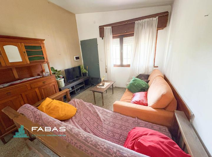 VENDO CASA PLAYA DE ORO CARLOS PAZ  4
