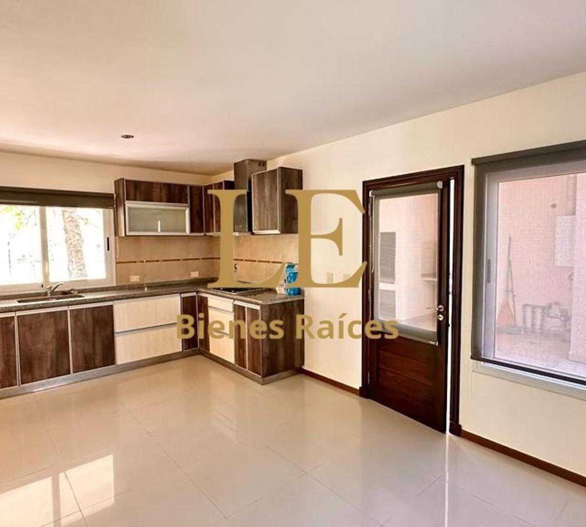 Foto de Venta Casa Septiembre, imagen 2