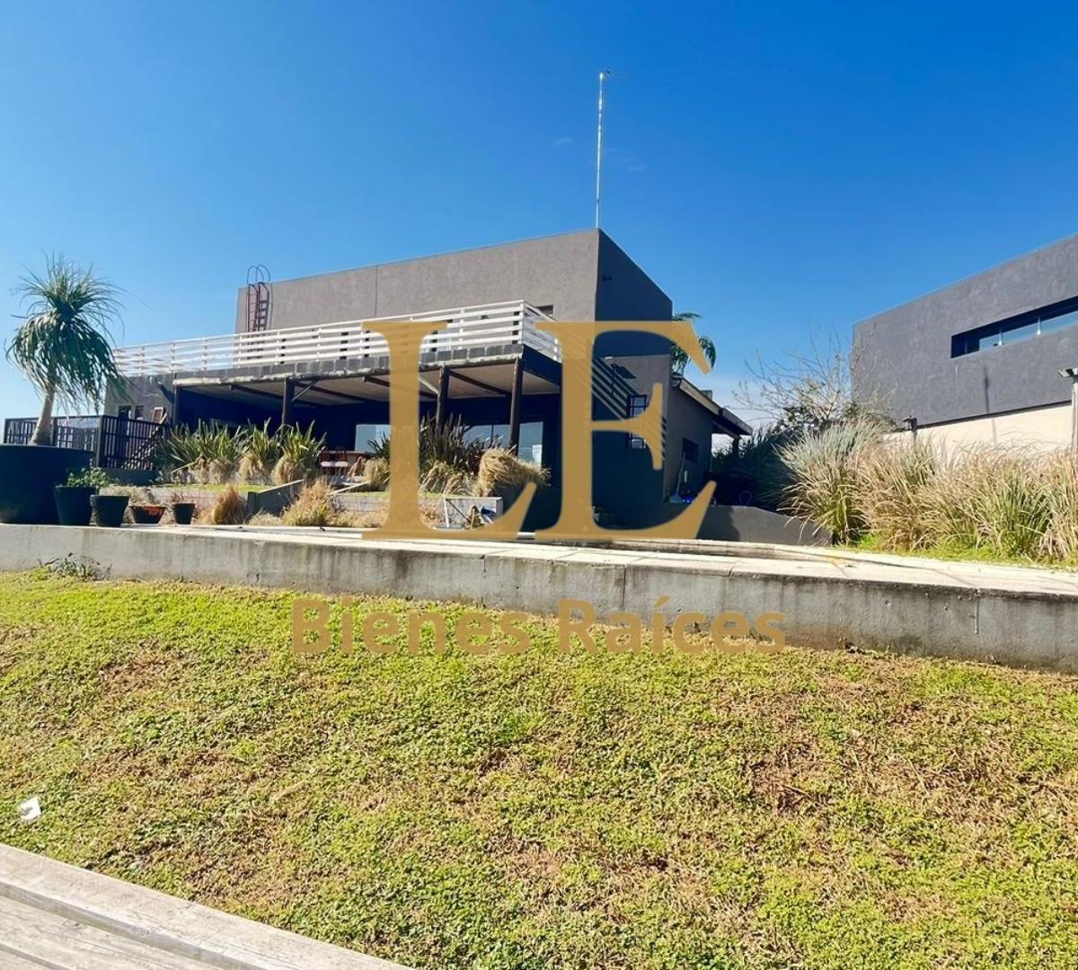 Venta Casa en El Cazal - A la laguna