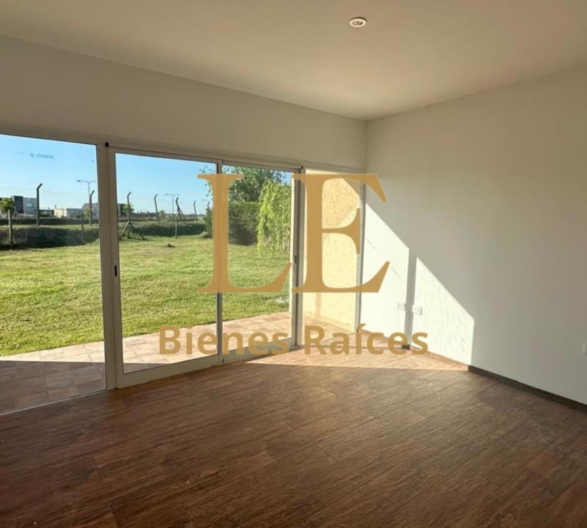 Foto de Venta Casa San Sebastian Area 1, imagen 2