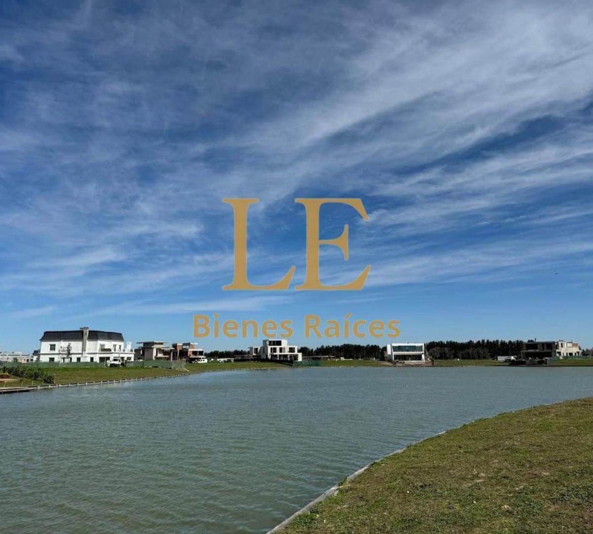 venta lote al agua