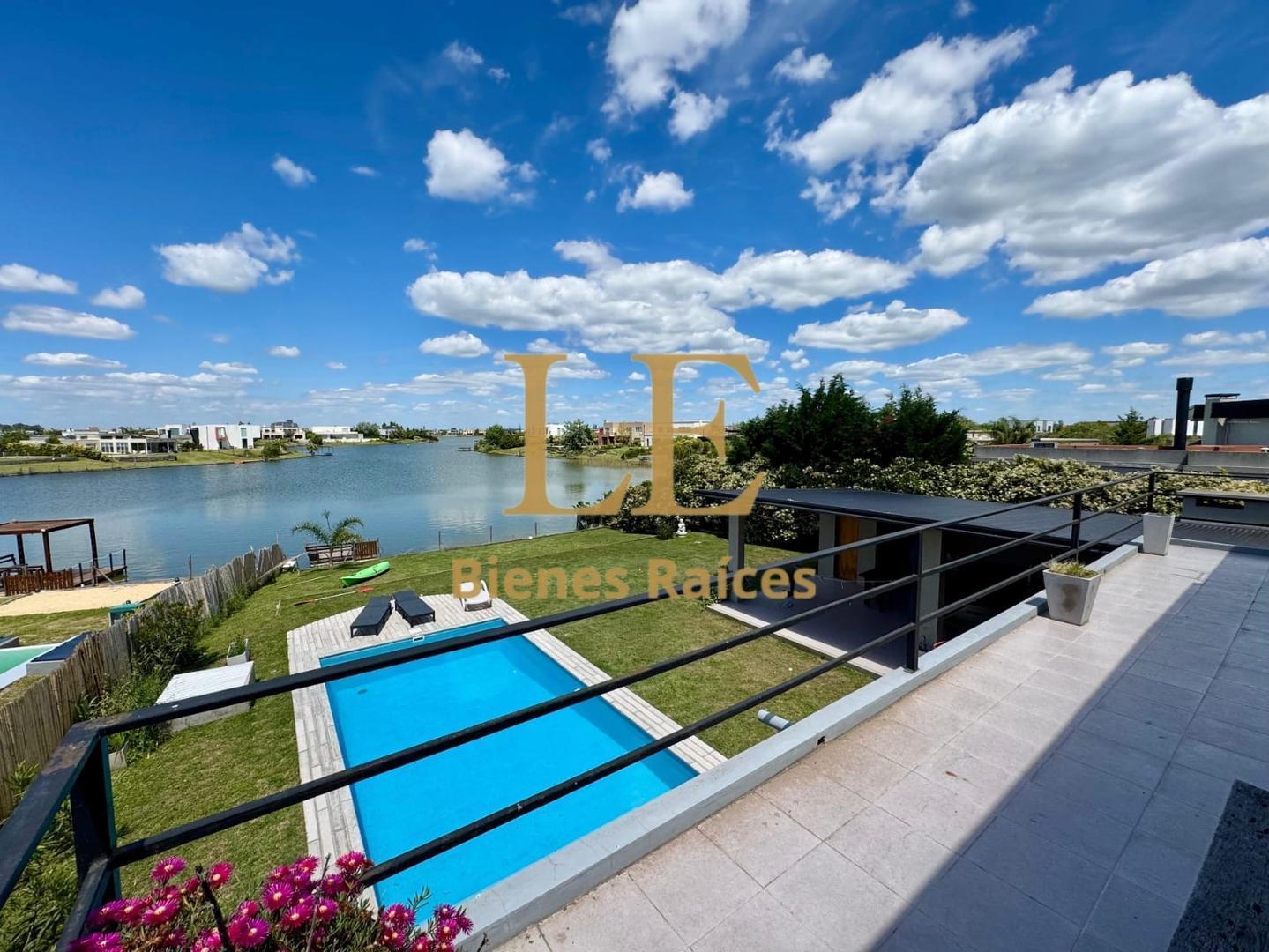 Foto de Venta Casa en San Sebastian - Área 5, imagen 3