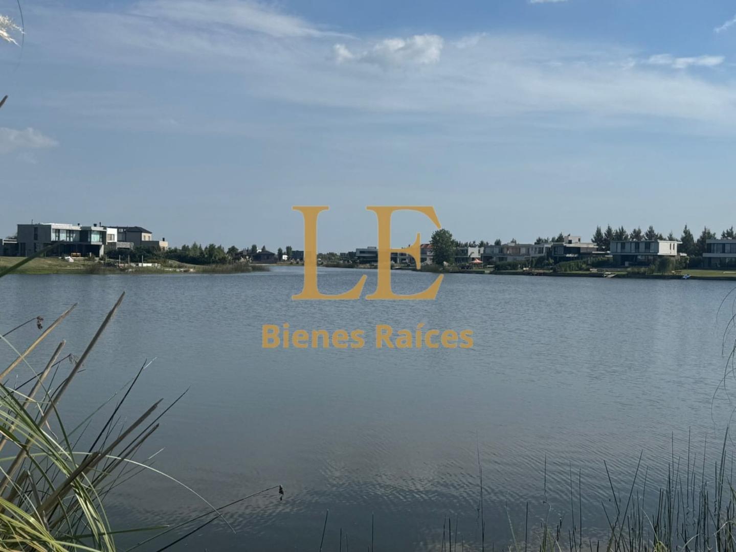 VENTA DE LOTE A LA LAGUNA EN EL NAUDIR