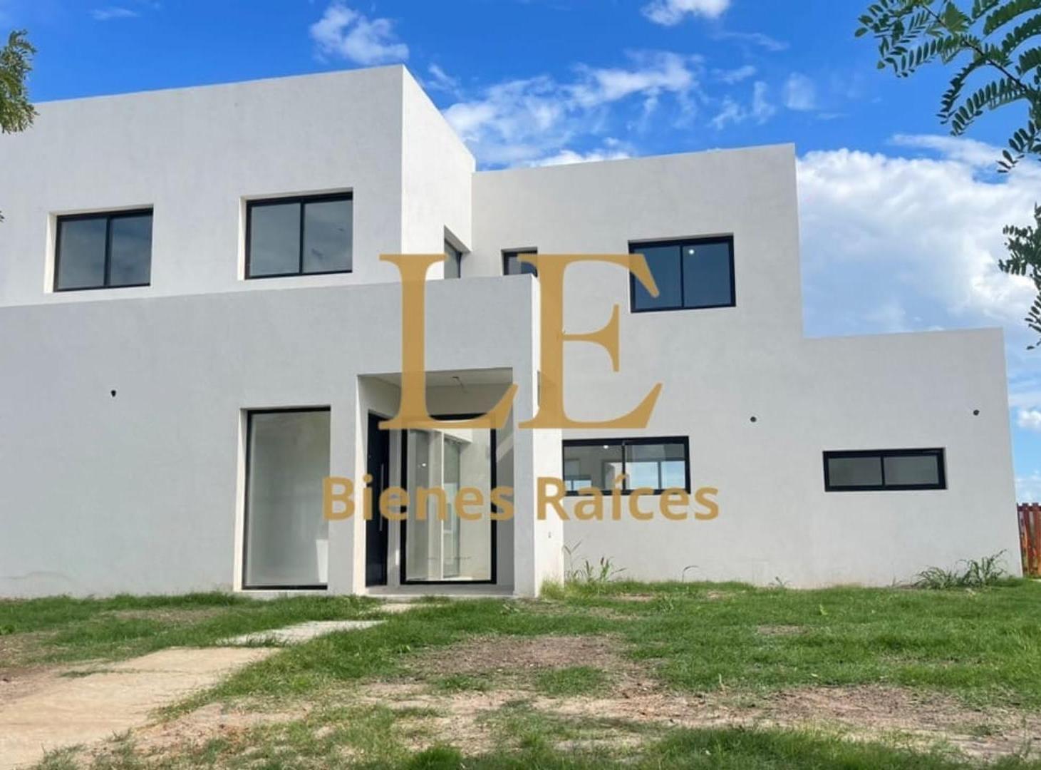 Venta Casa en San Sebastián a la laguna