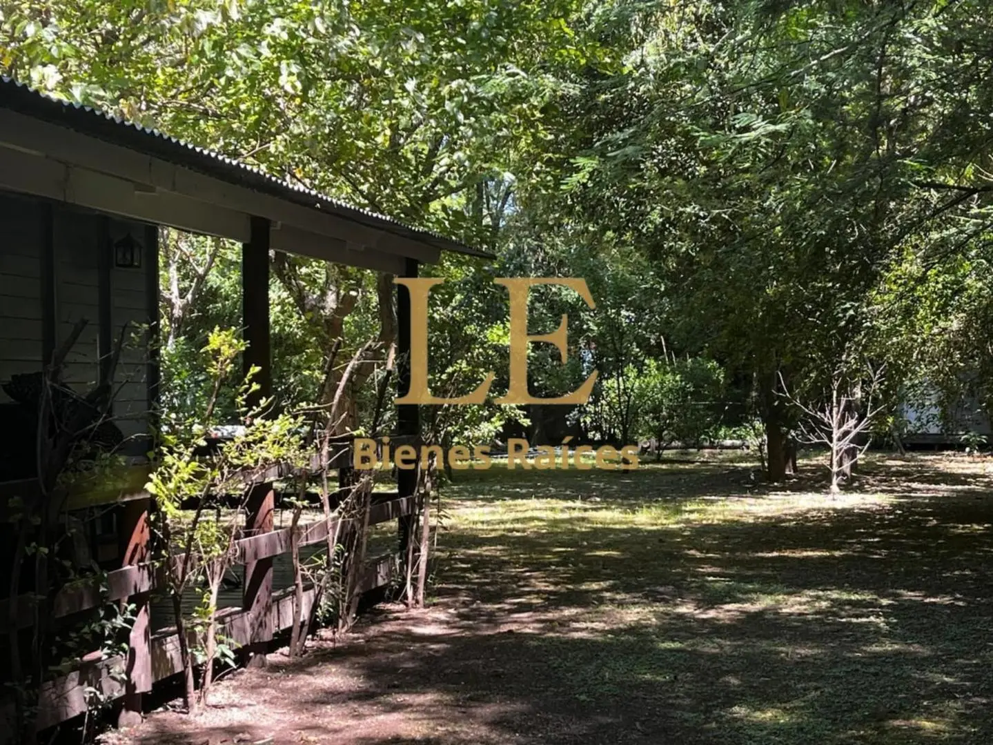 VENTA CASA BARRIO LA BOTA BENAVIDEZ 3