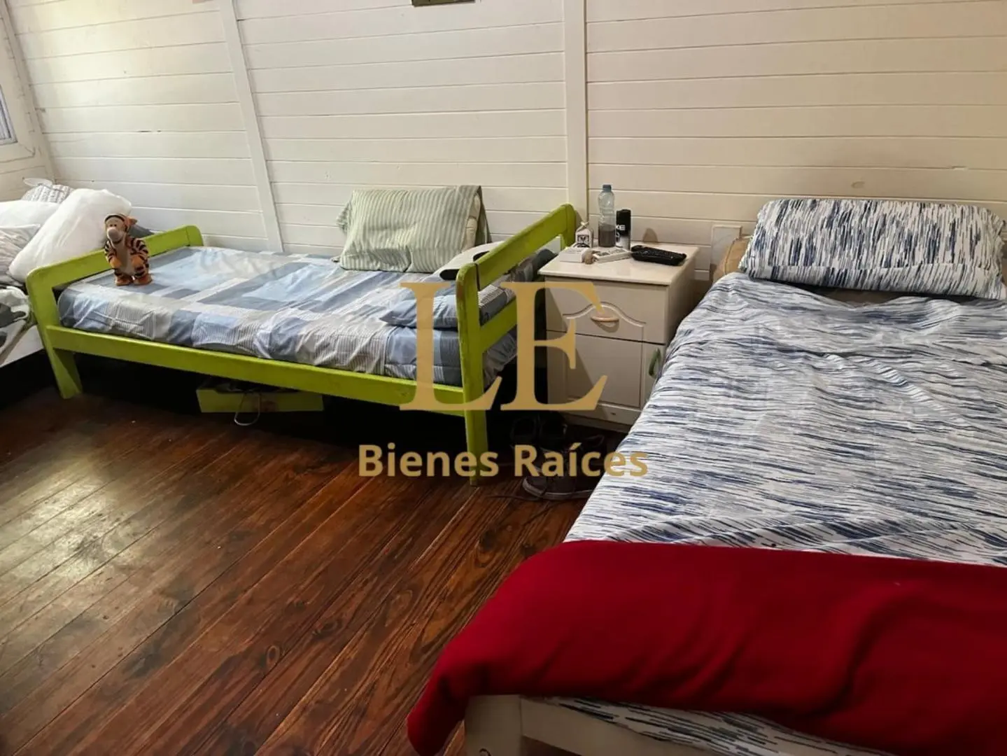 VENTA CASA BARRIO LA BOTA BENAVIDEZ 8