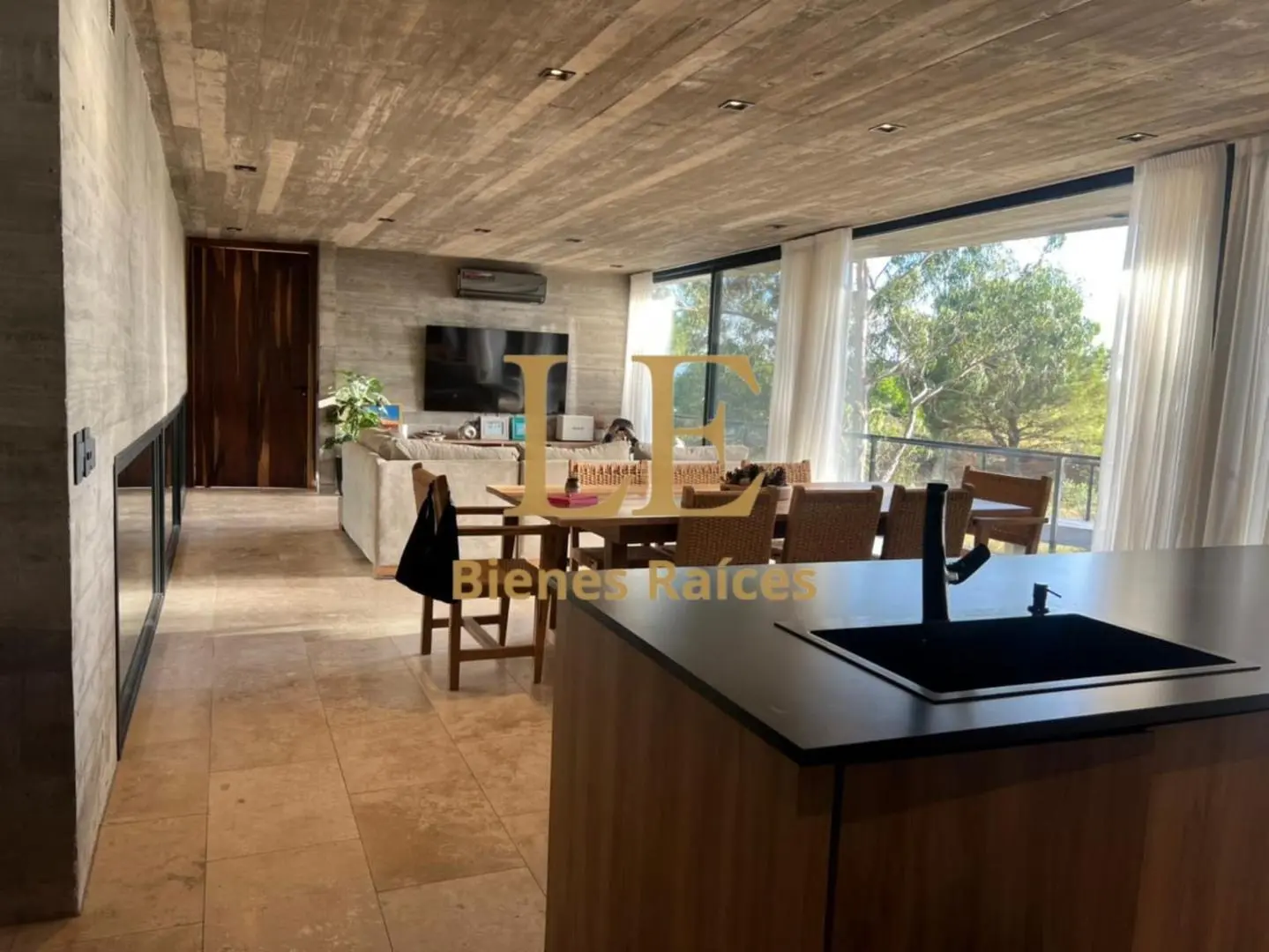 Casa en venta en Costa Esmeralda “Ecuestre” 5