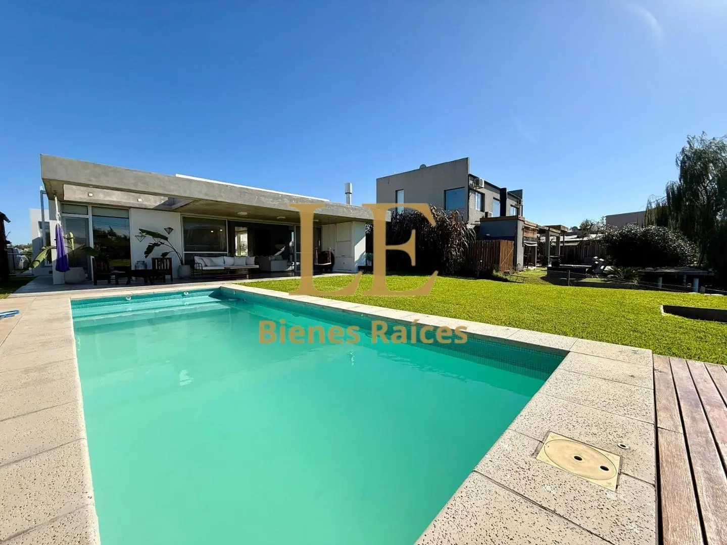 Venta Casa Santa Isabel a la laguna 4