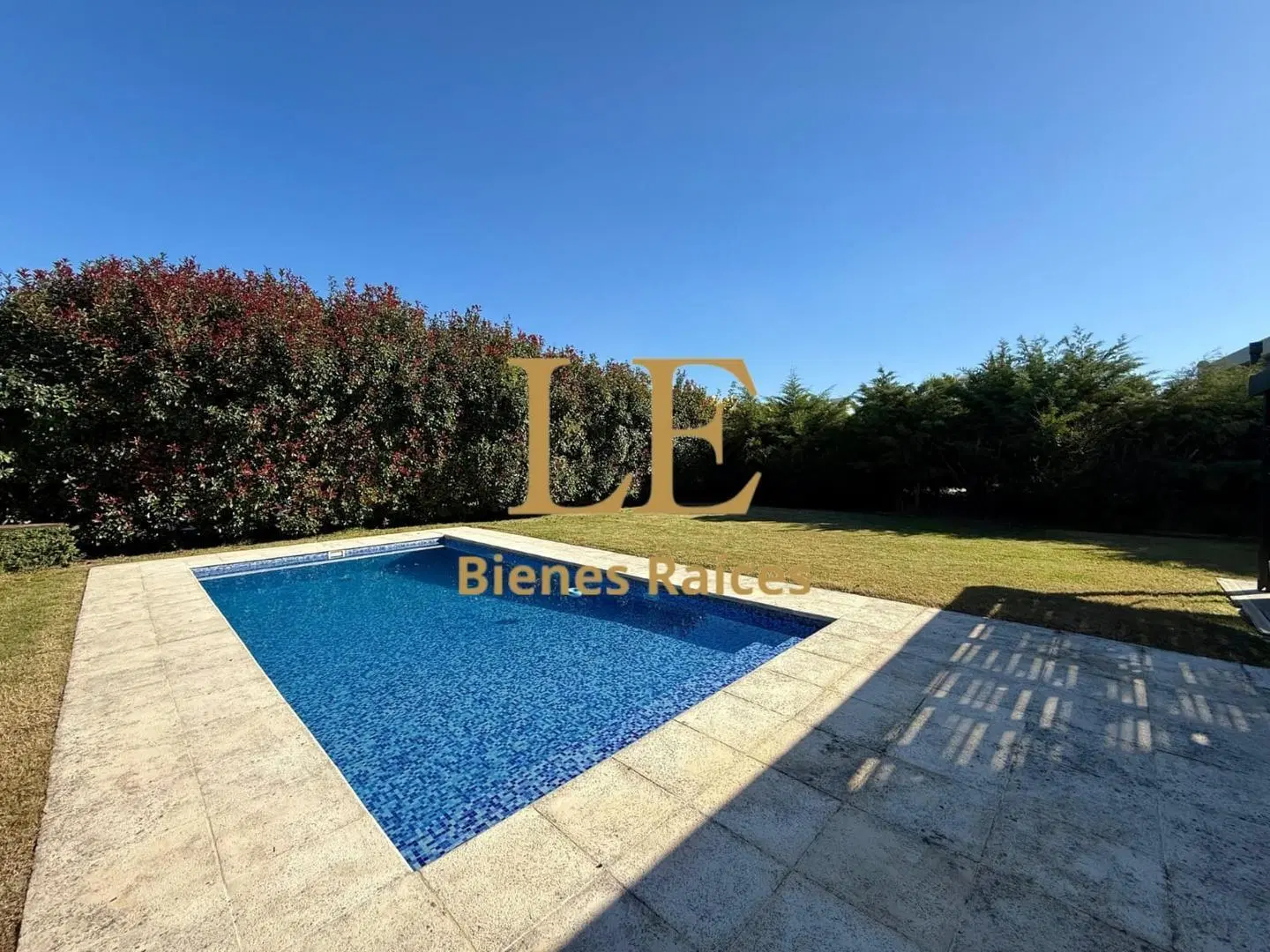 CASA EN VENTA EN VILLANUEVA SANTA CLARA 4