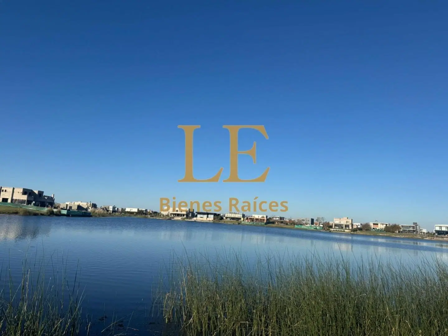 LOTE A LA LAGUNA EN EL NAUDIR 3