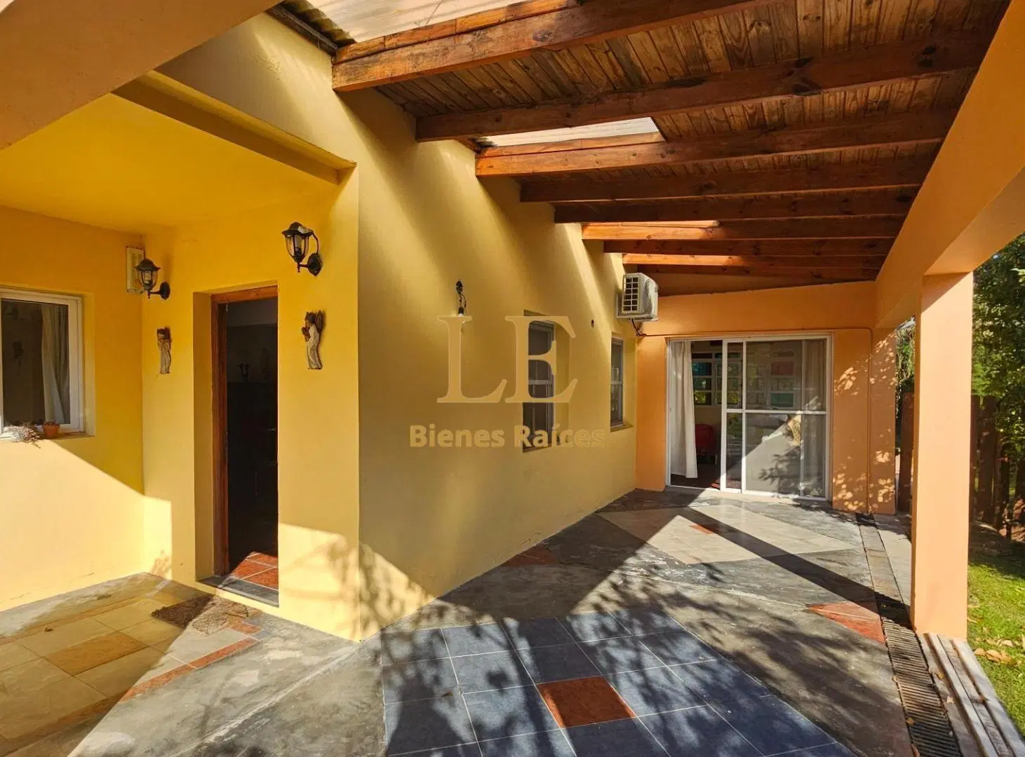 Casa en Venta - Barrio San Ignacio La Bota 3