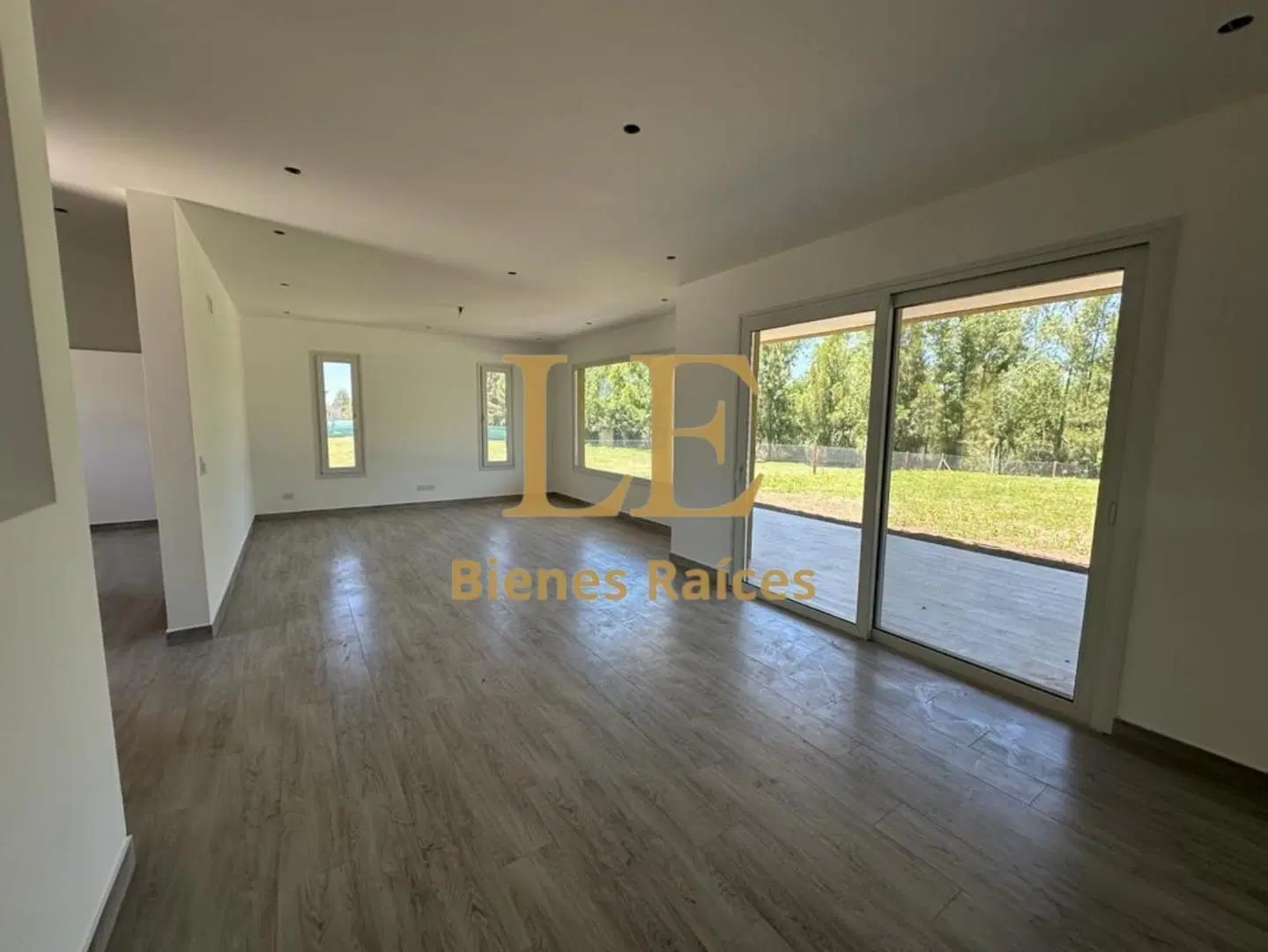 ALQUILER CASA EN EL NAUDIR 2