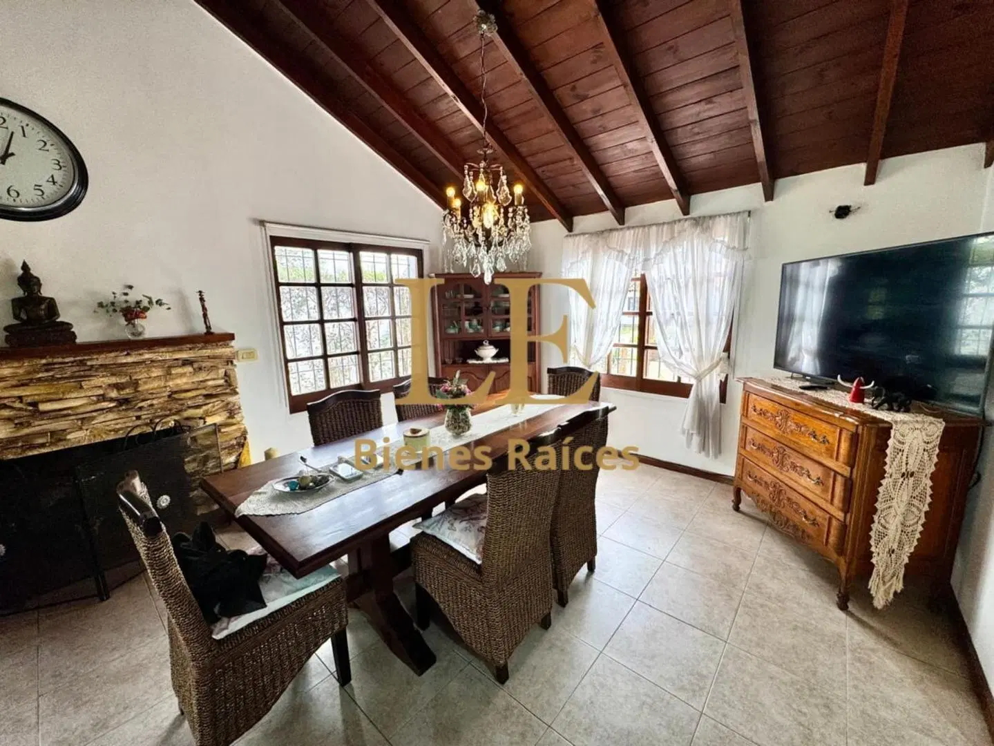 Venta Casa en Aranjuez Country Club APTO CREDITO 2