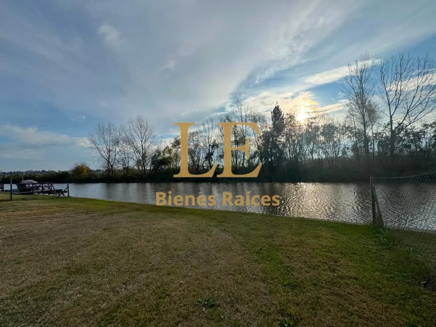 VENTA LOTE AL RIO EN EL NAUDIR 2