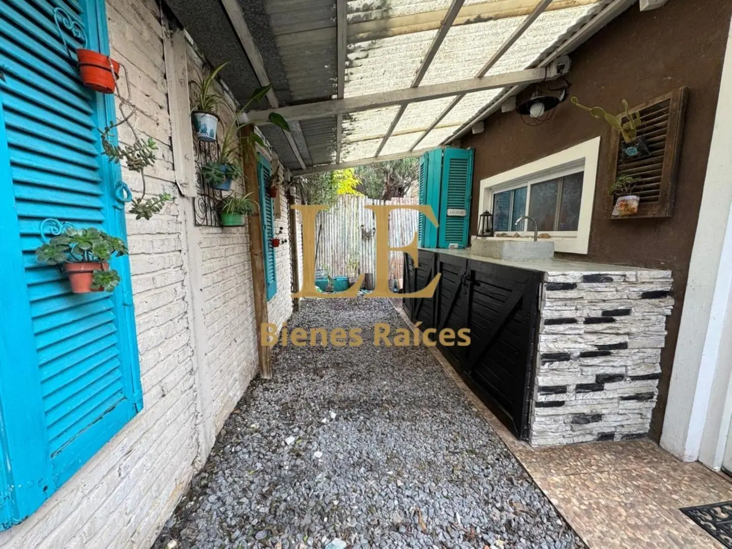 Venta Casa triplex en Jardines de Escobar 1