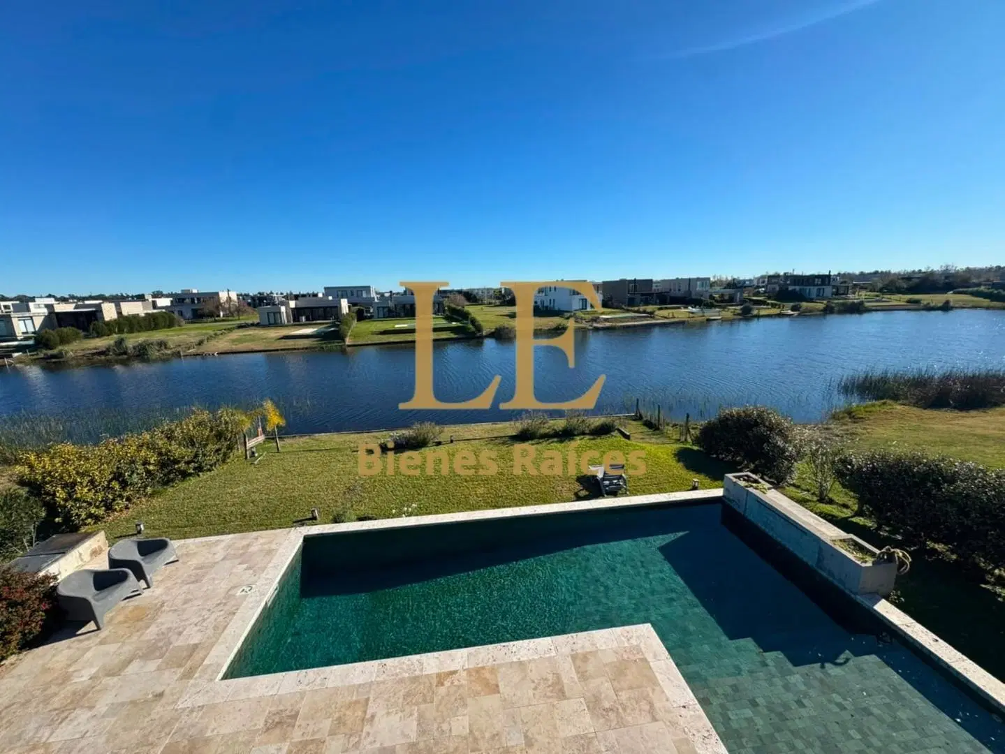 CASA A LA VENTA EN EL NAUDIR A LA LAGUNA 4