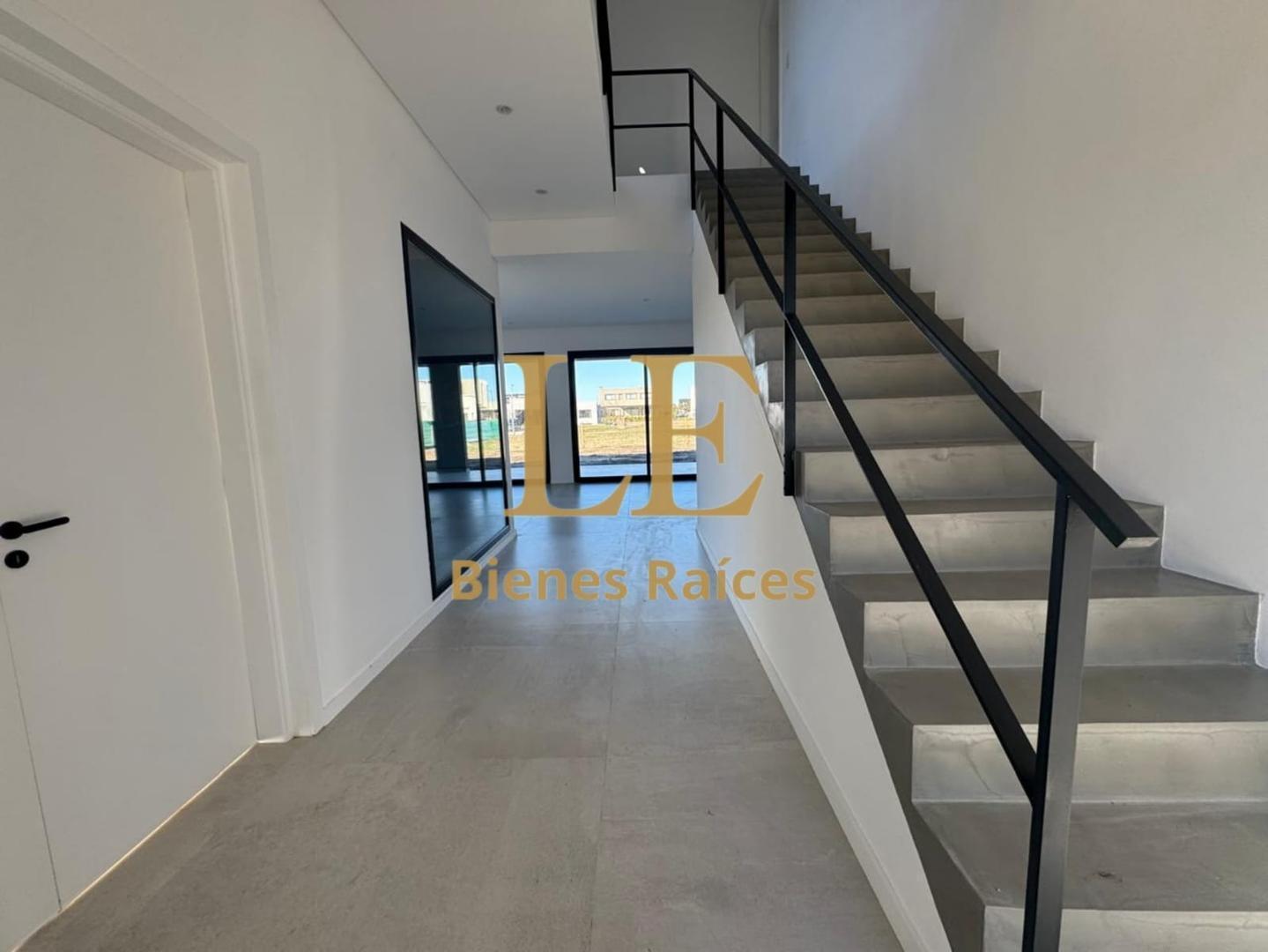 Foto de VENTA CASA RIBERAS PUERTOS DEL LAGO, imagen 3