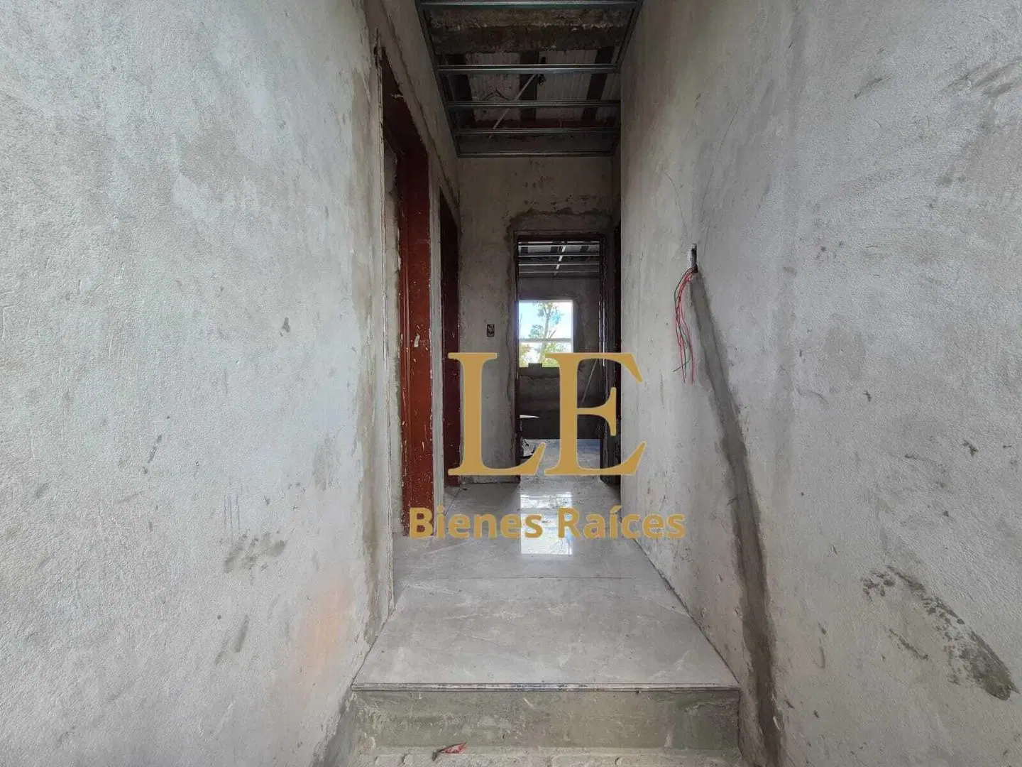 Venta casa en Barrio Santa Sofía, Pilar del este 5