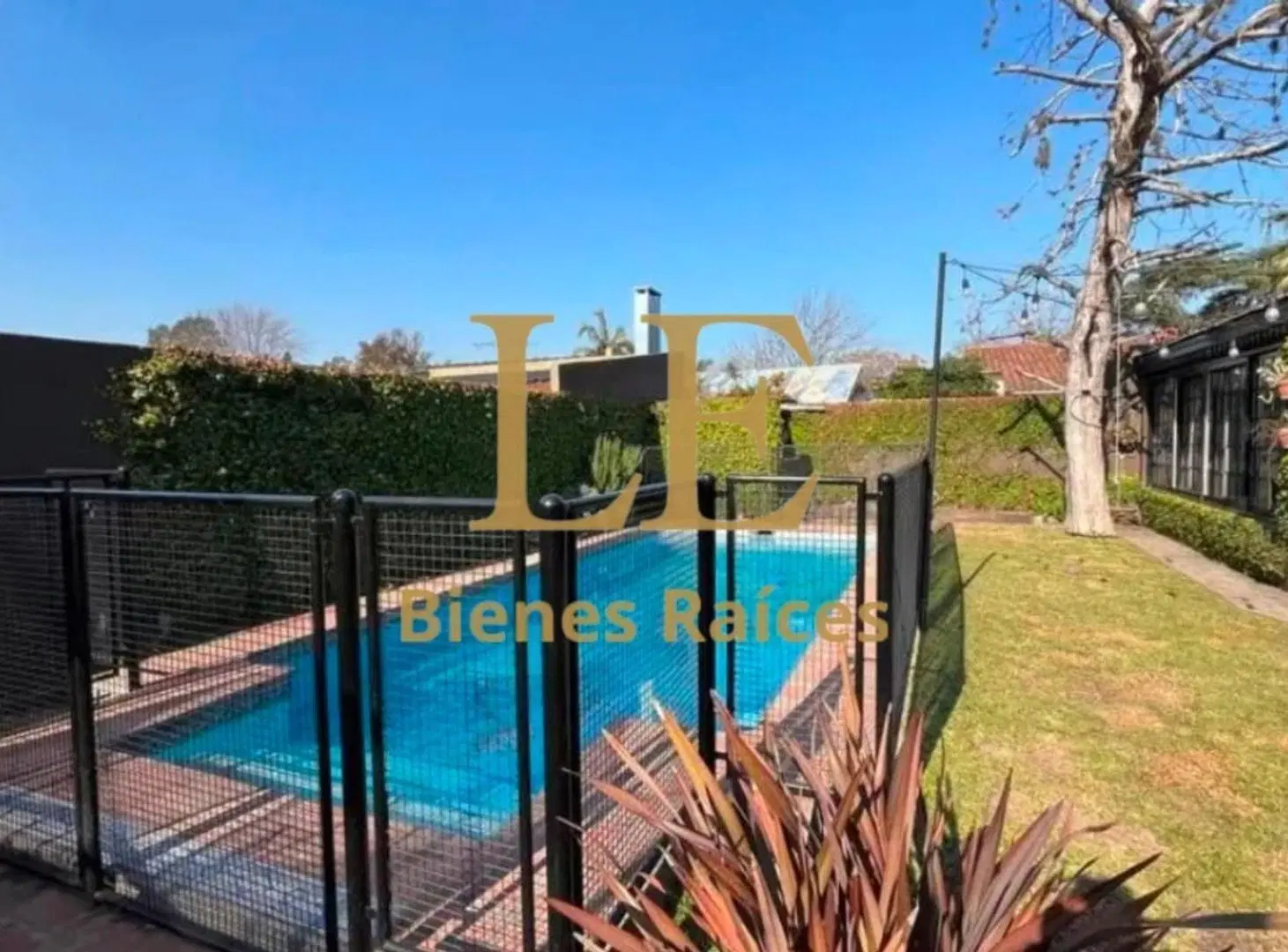 CASA A LA VENTA APTO CREDITO DON TORCUATO 4
