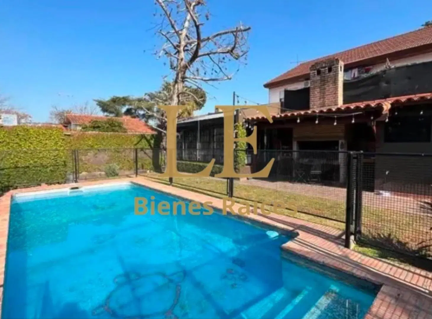 CASA A LA VENTA APTO CREDITO DON TORCUATO 2