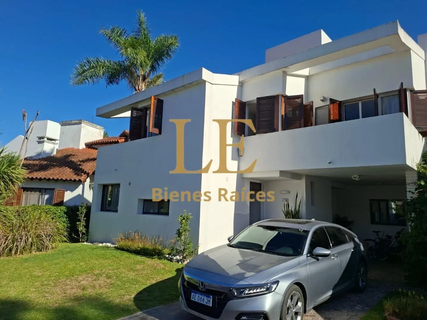Venta Casa en Aranjuez Country Club APTO CREDITO 4
