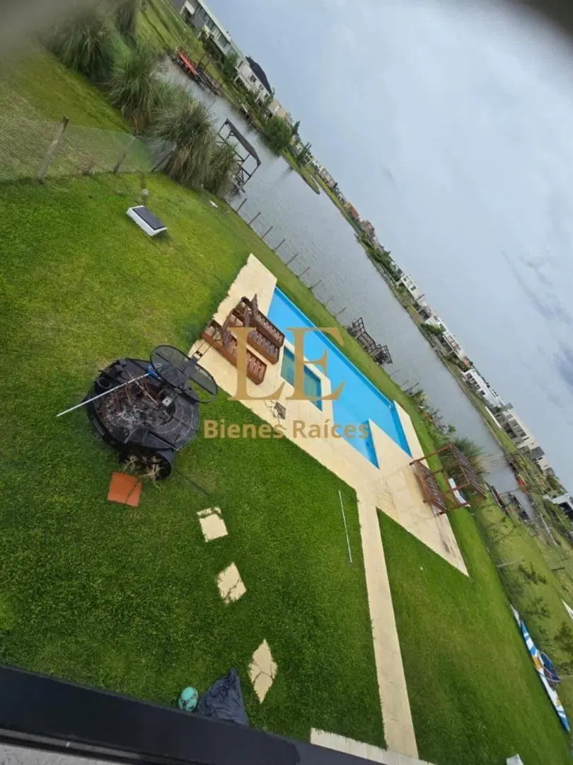 VENTA CASA EN SAN SEBASTIAN CON PILETA , VISTA A LA LAGUNA 3