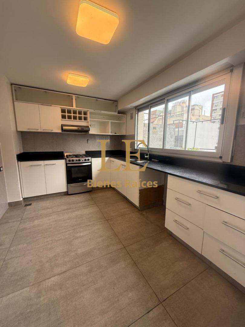 Foto de Alquiler de departamento en Caballito con cochera, imagen 2