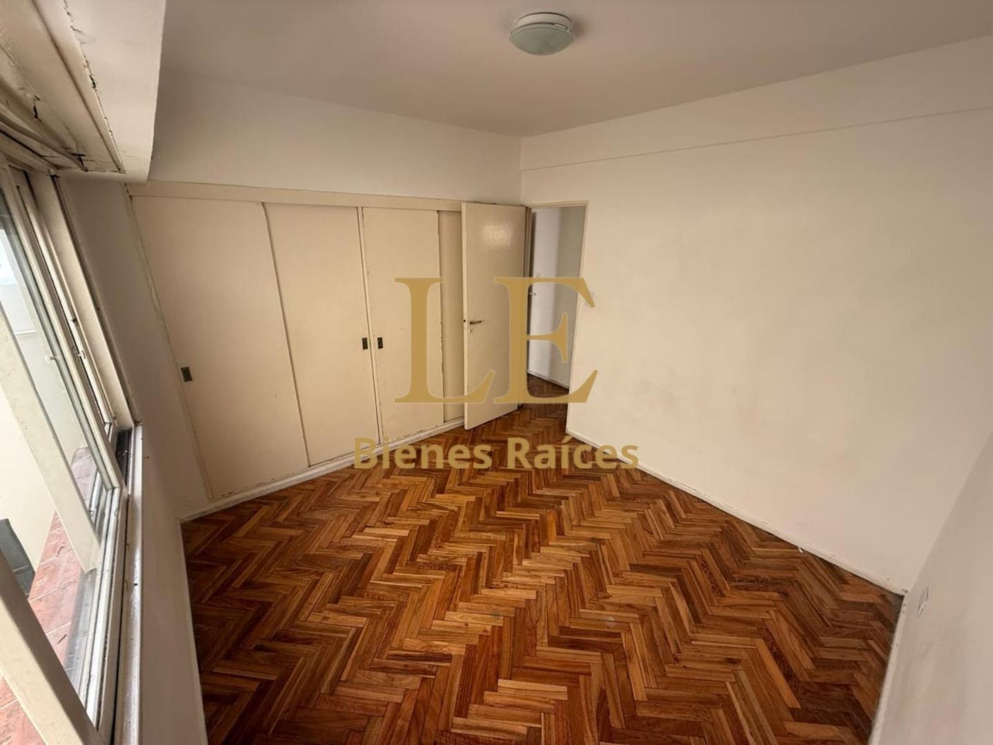 Foto de Alquiler departamento Laprida 1200, imagen 1