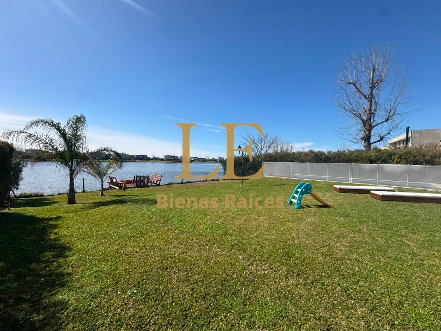 Foto de VENTA CASA EN EL CANTON A LA LAGUNA CENTRAL, imagen 1