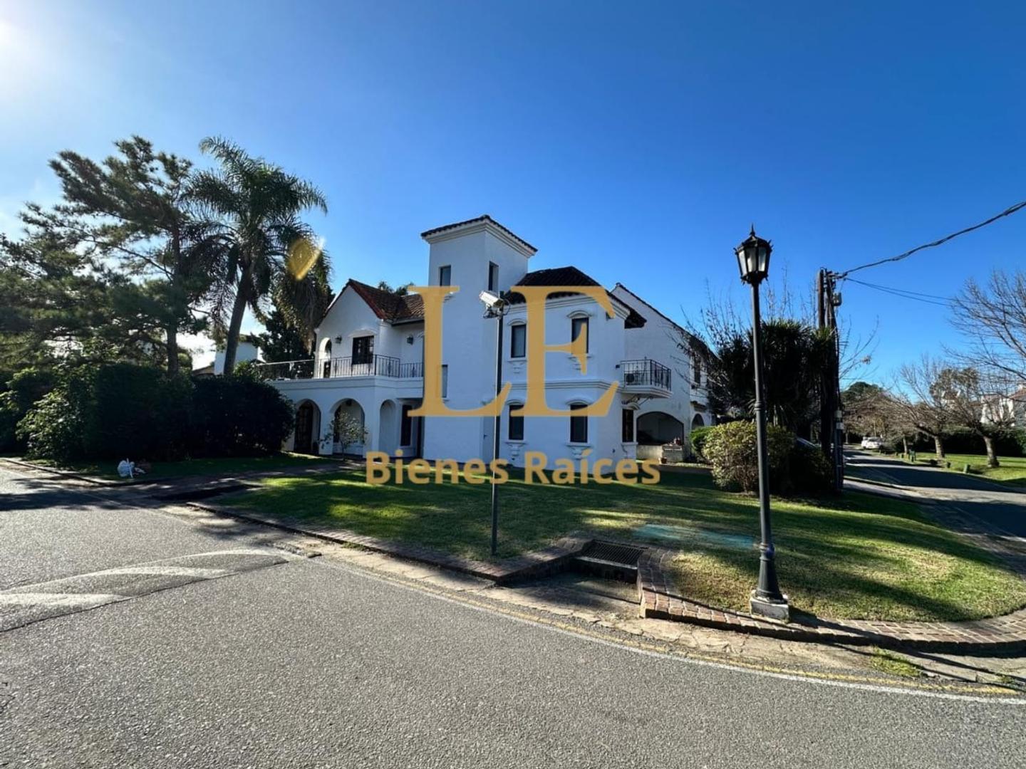 Foto de Venta Casa en Aranjuez Country Club, imagen 4