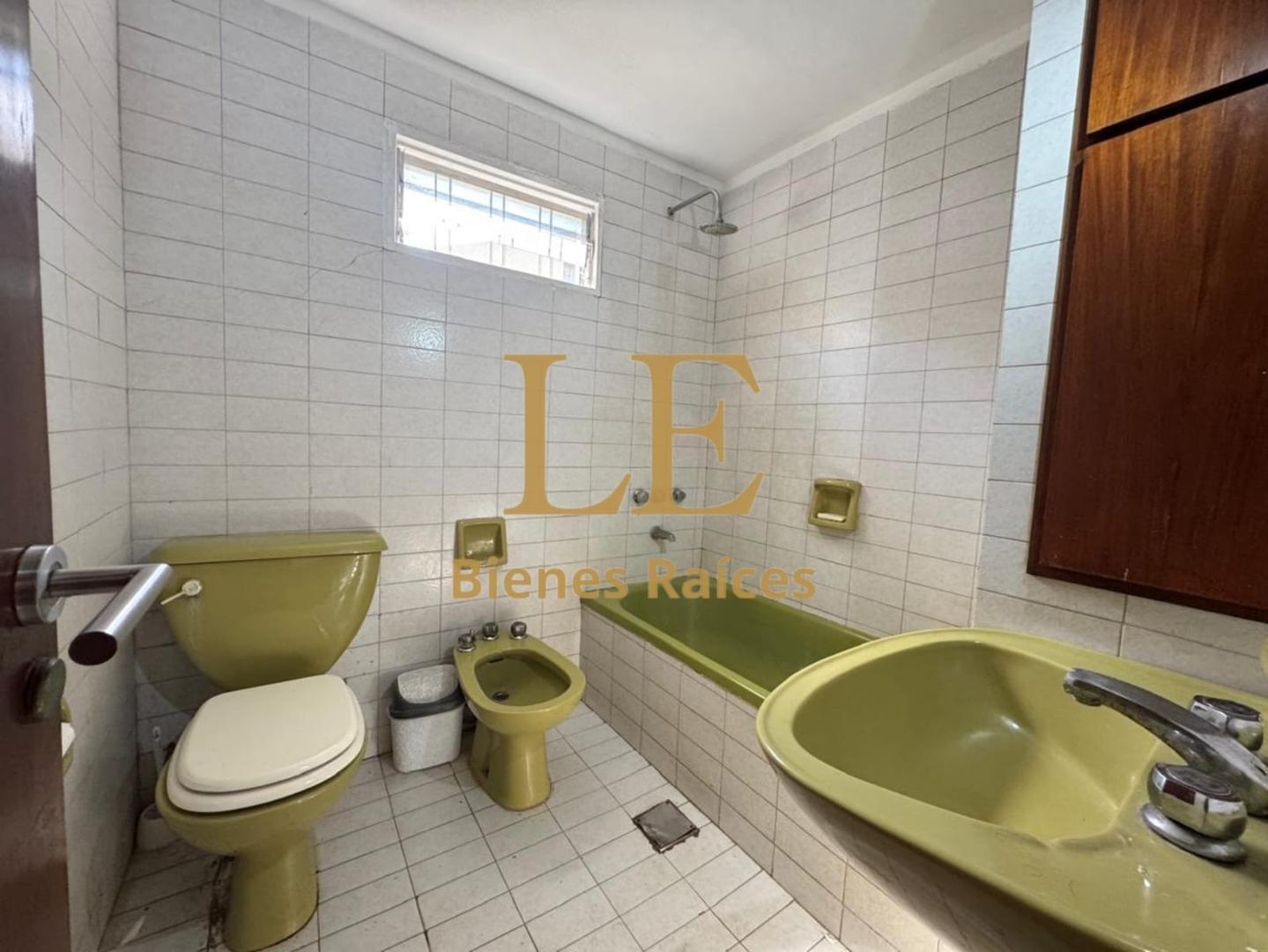 Foto de VENTA CASA EN INGENIERO MASCHWITZ, imagen 4