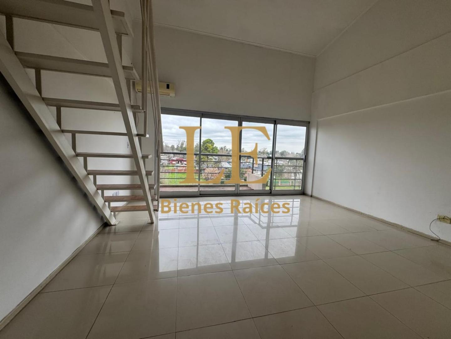 Foto de VENTA DEPARTAMENTO CON ENTREPISO PILAR, imagen 4