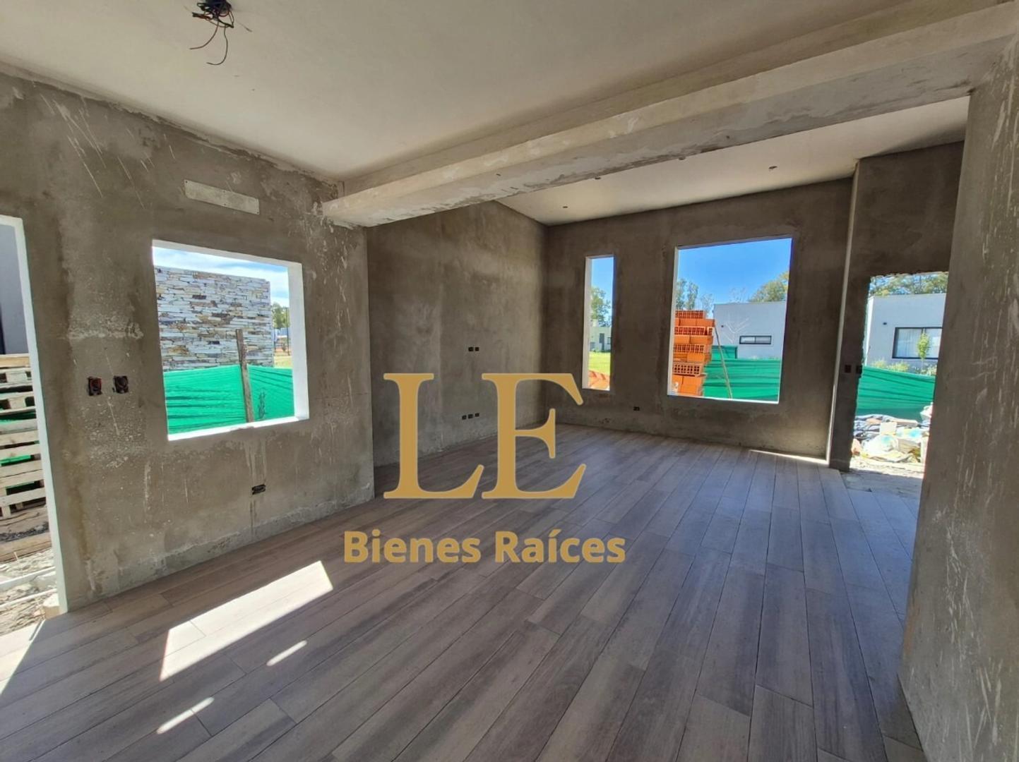 Foto de Venta de casa en Santa Elisa con Pileta, Pilar del Este, imagen 3