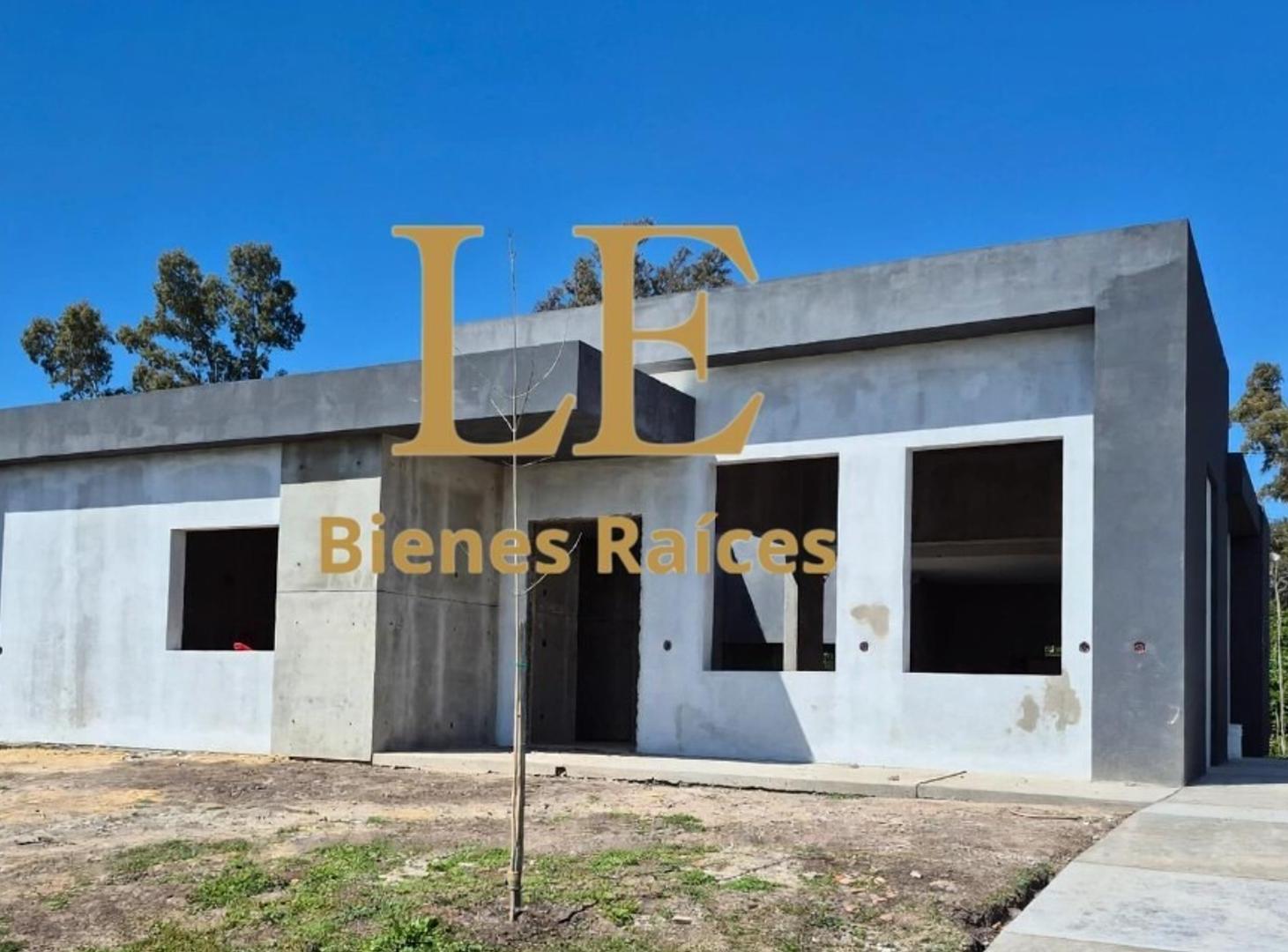 Foto de Casa con Pileta en venta en Santa Elisa, Pilar del Este, imagen 3