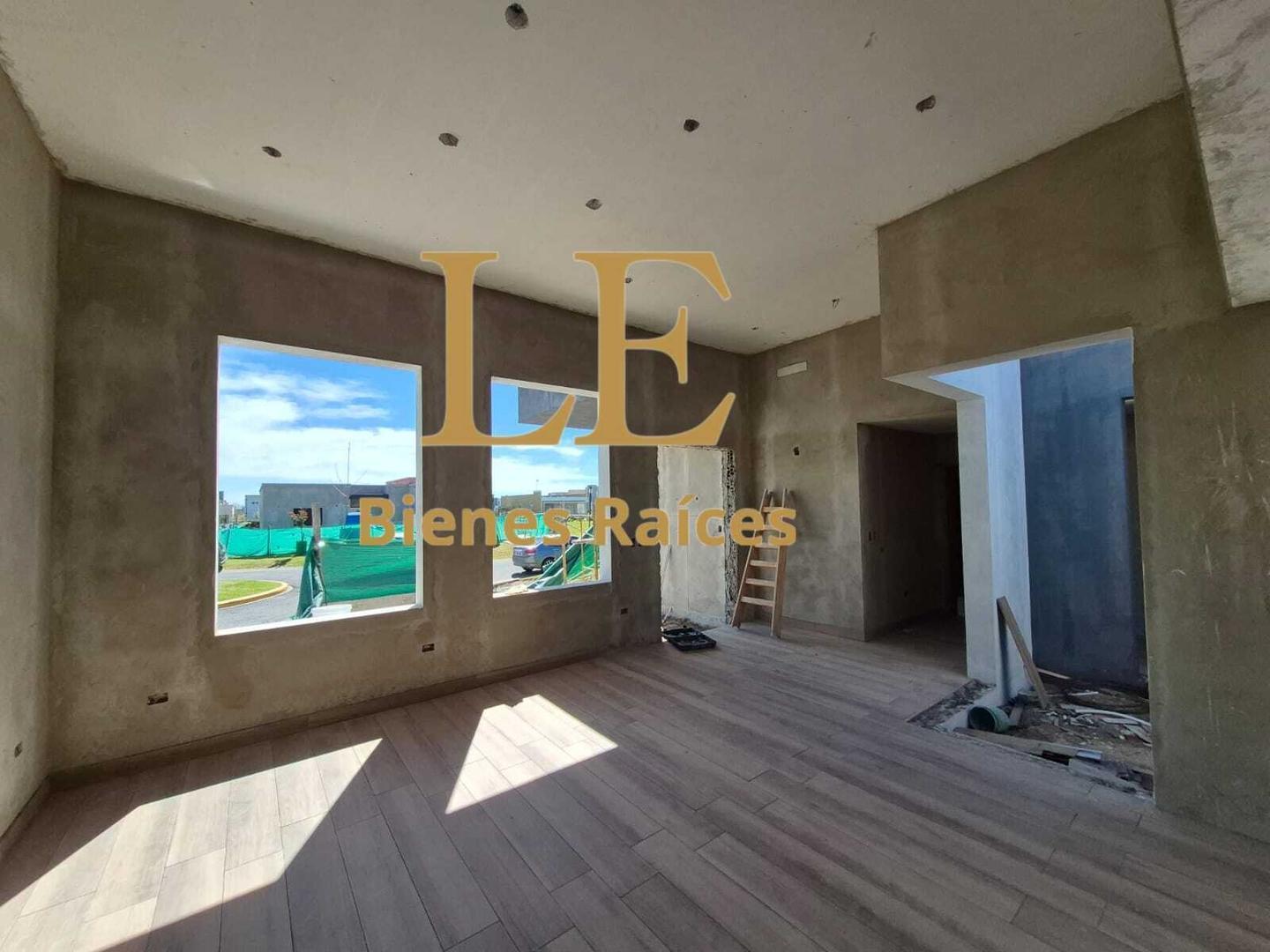 Foto de Casa con Pileta en venta en Santa Elisa, Pilar del Este, imagen 4