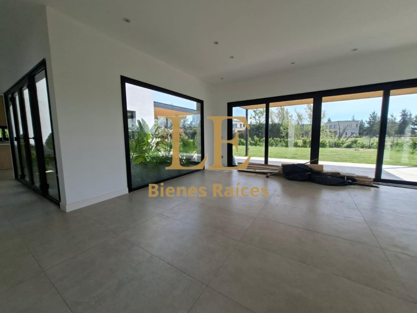Foto de VENTA DE CASA EN EL NAUDIR, imagen 2