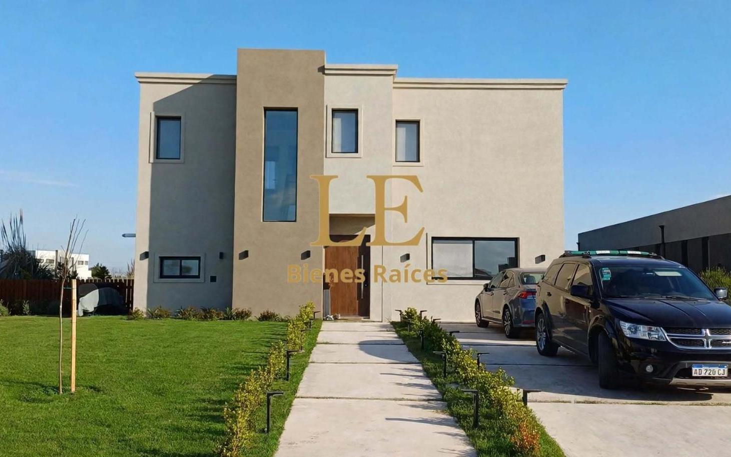 Foto de Casa en Venta - San Sebastian - Area 7, imagen 1