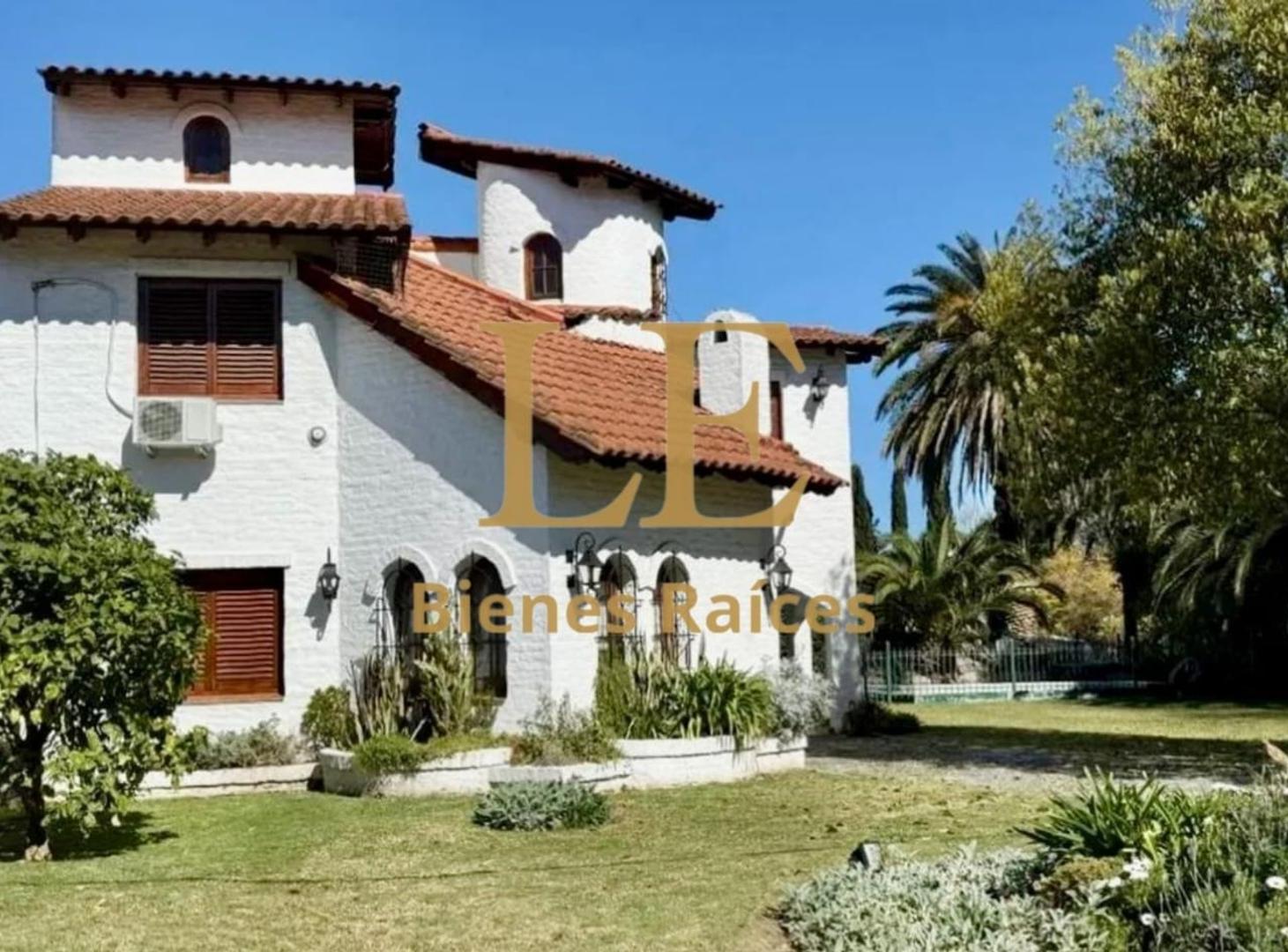 Foto de Venta Casa en Aranjuez Country Club APTO CREDITO, imagen 1
