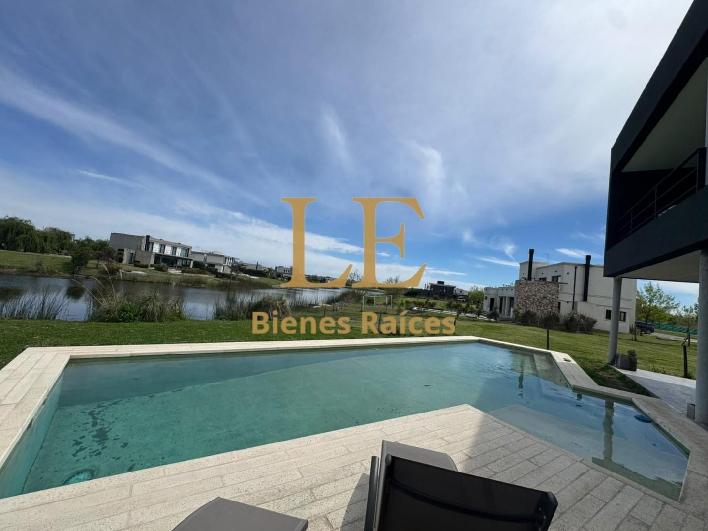 Foto de VENTA DE CASA EN EL NAUDIR A LA LAGUNA, imagen 1