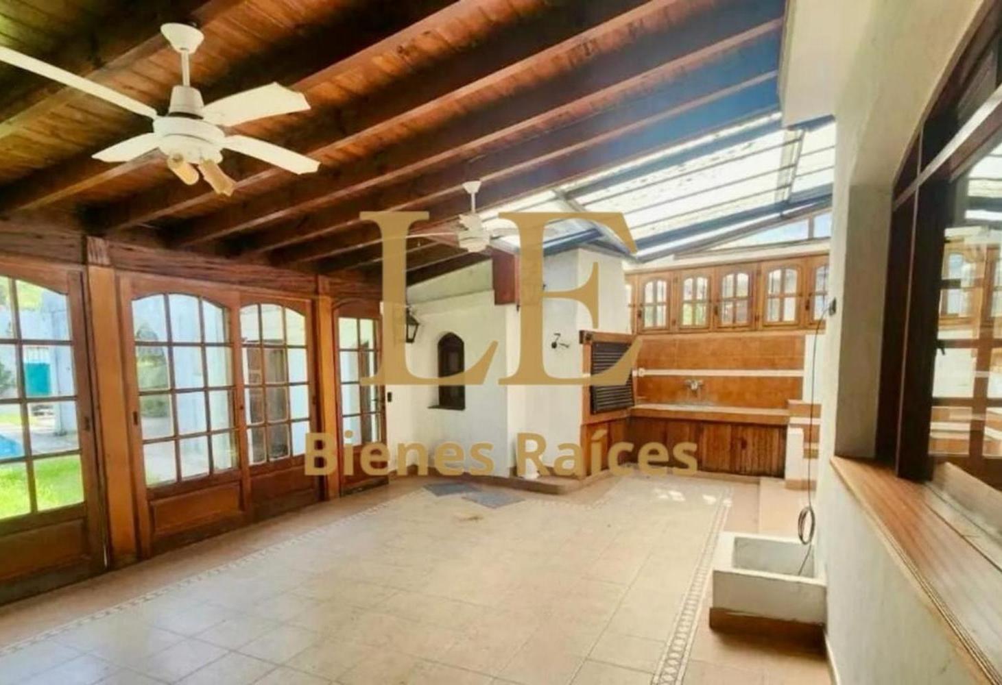 Foto de Venta Casa en Aranjuez Country Club APTO CREDITO, imagen 1