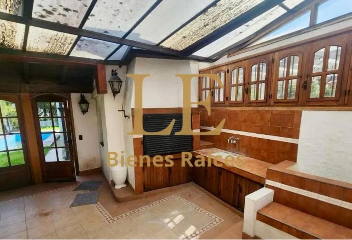 Foto de Venta Casa en Aranjuez Country Club APTO CREDITO, imagen 3