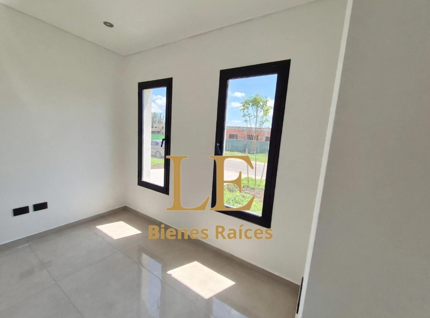 Foto de Venta casa Pilar del Este, Santa Sofía. Pilar., imagen 1
