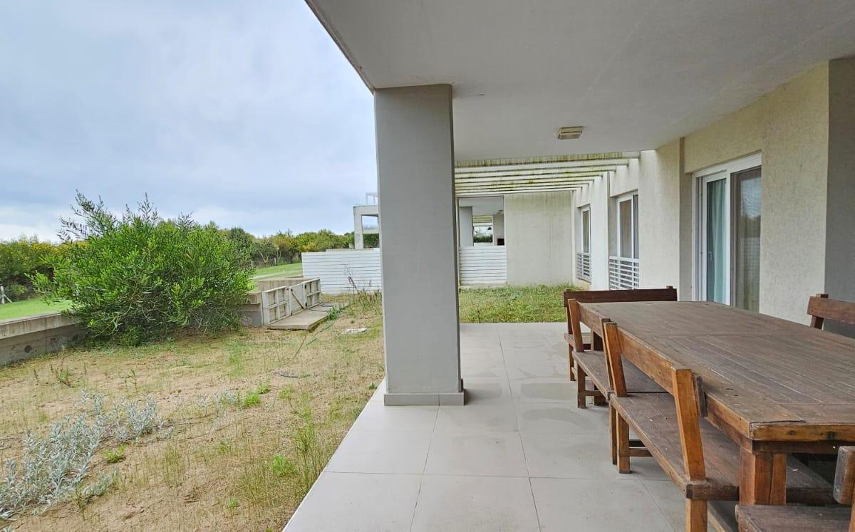 Departamento en Venta 4 Ambientes Pb con Jardin Costa Esmeralda Aguila 2