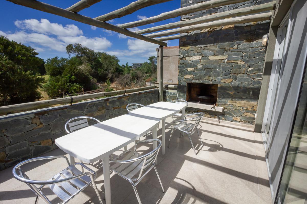 Casa en Venta y Alquiler Temporada Febrero 2025 en Costa Esmeralda 1649 3