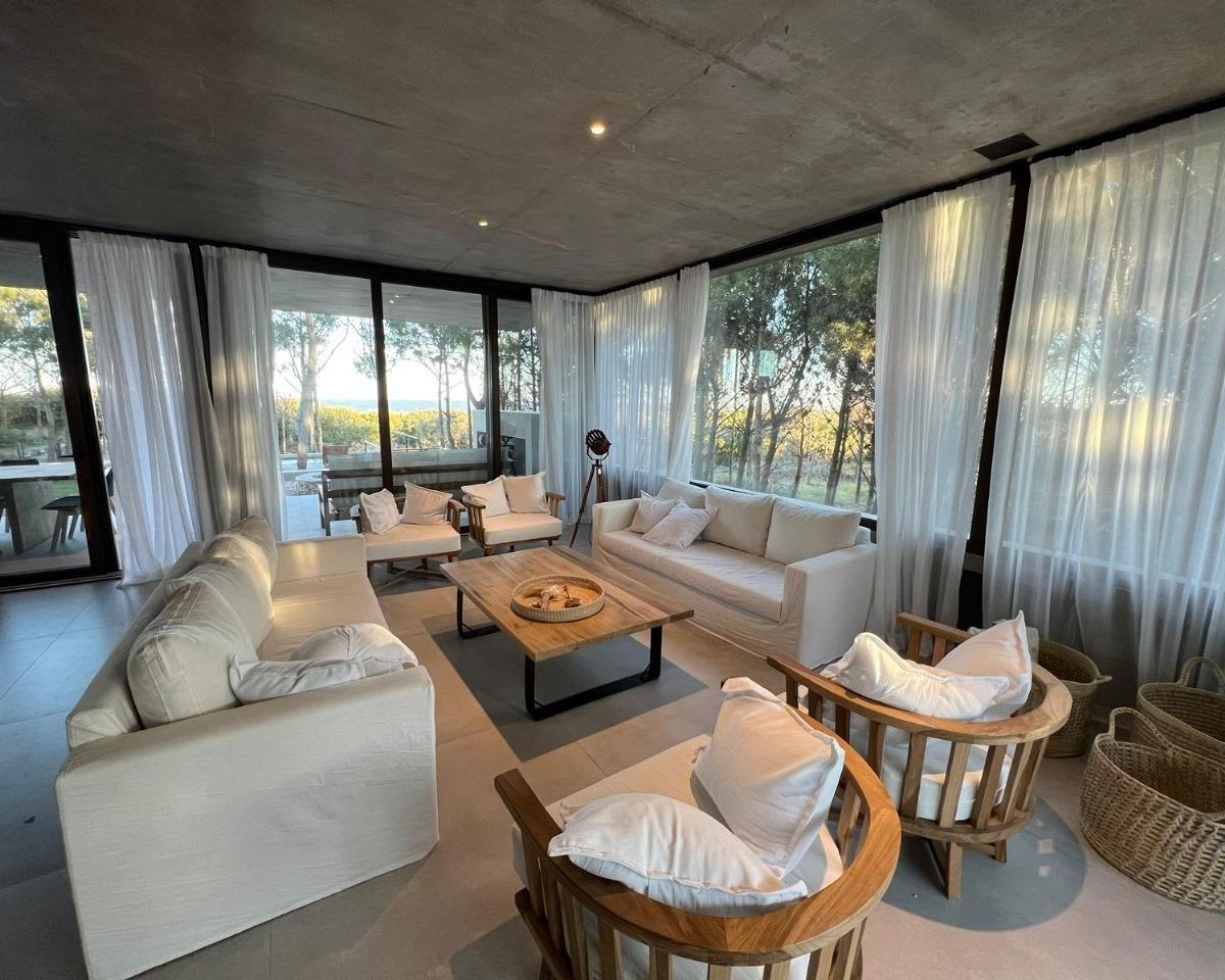 Casa en Venta 6 Dorm. Costa Esmeralda Marítimo II 1