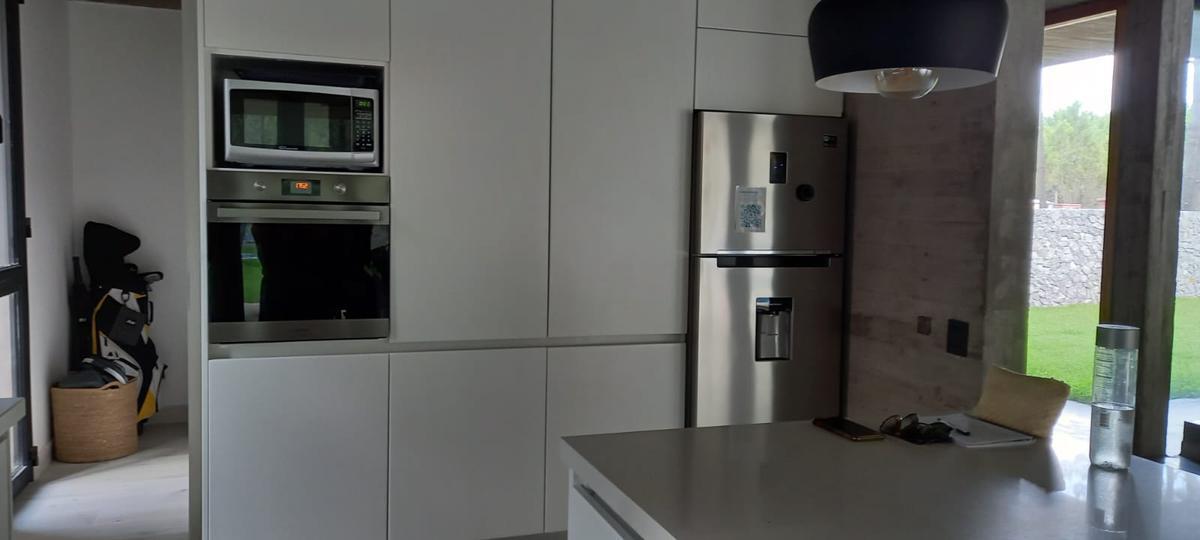 Casa en Venta Maritimo III Lote Interno Costa Esmeralda 4