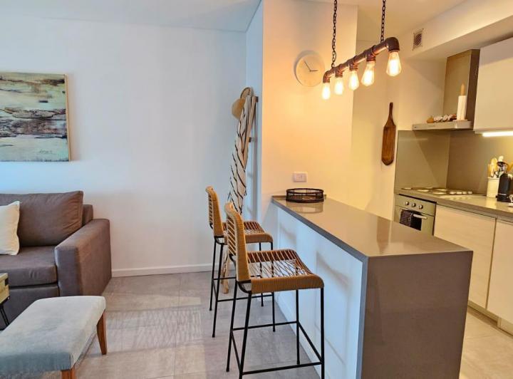 Departamento en alquiler  Temporario   2 amb  PB con  jardin propio Costa Esmeralda  9621 2